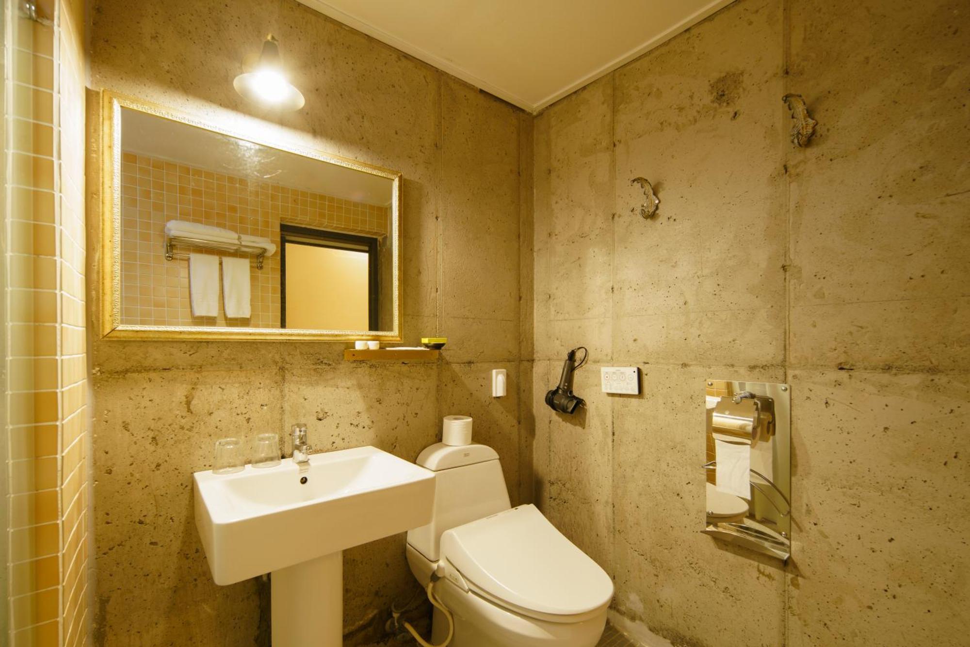 Yerye-dong Lareem Boutique Hotel מראה חיצוני תמונה