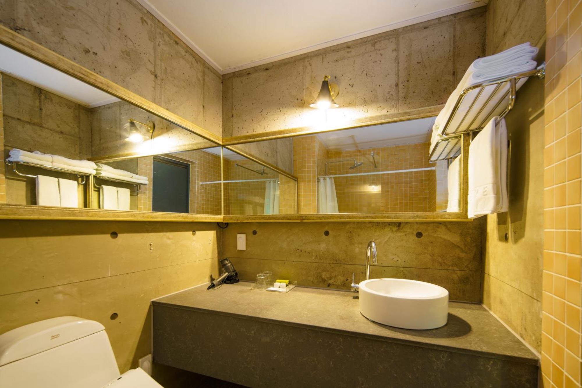 Yerye-dong Lareem Boutique Hotel מראה חיצוני תמונה